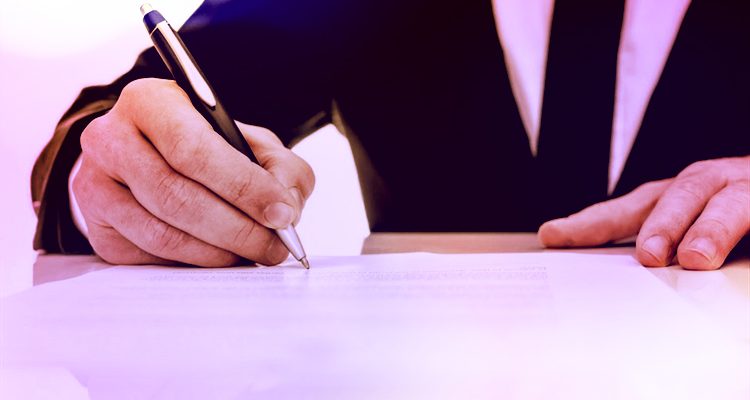 Ley contratos públicos